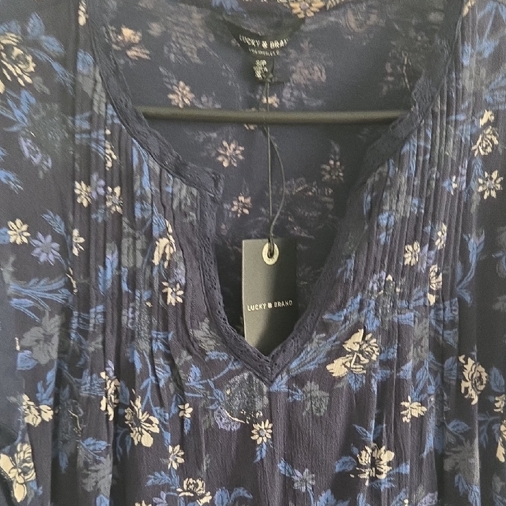 Lucky Brand Navy Floral Blouse - Picture 3 of 8